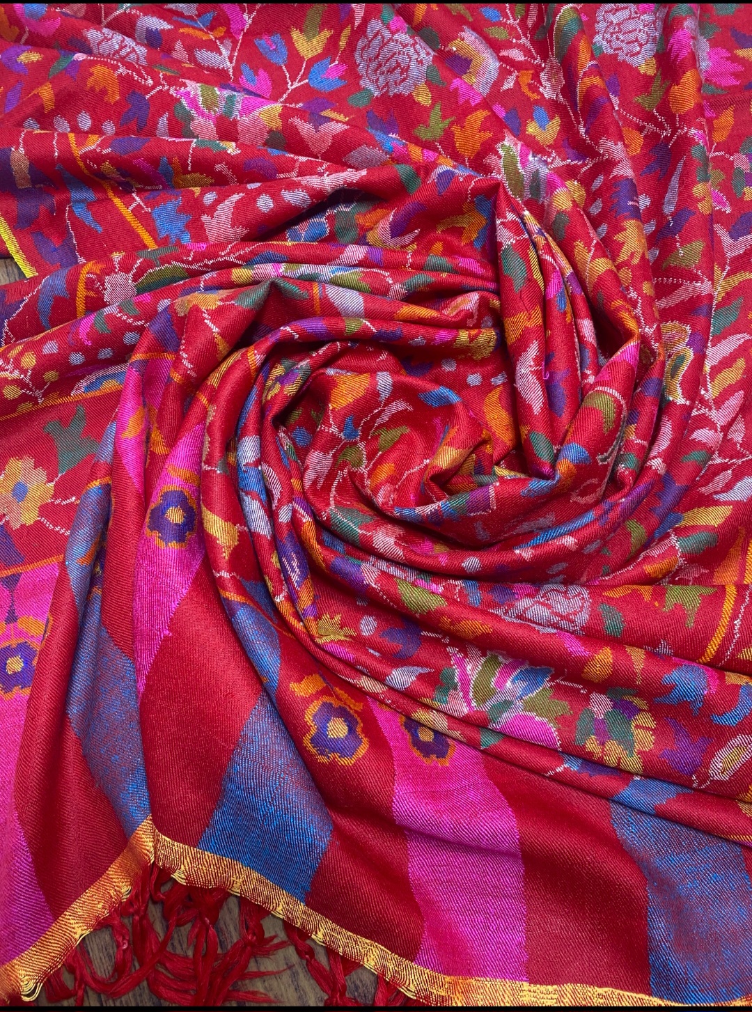 Screenshot_20260102_220325_Gallery Pure Pashmina Kani Shawl - Image 4